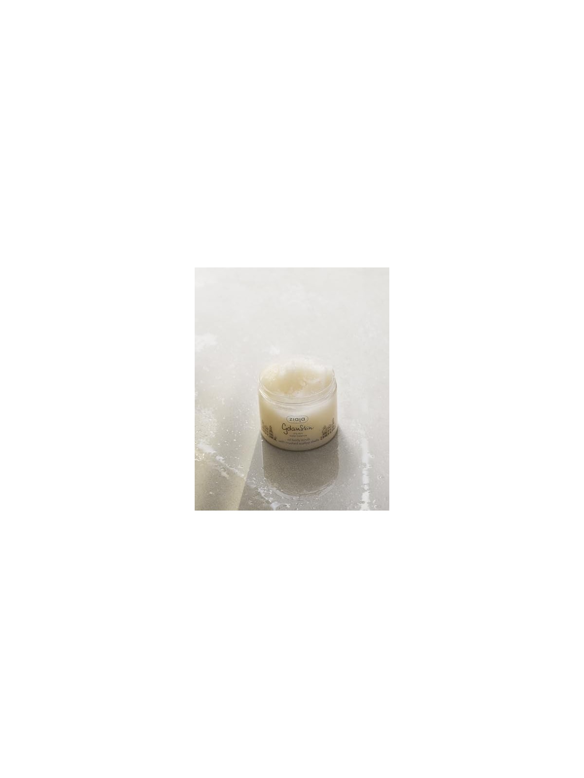 Scrub corpo all'olio esfoliante e idratante