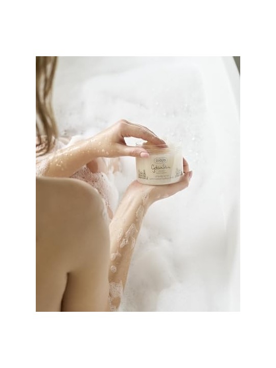 Scrub corpo all'olio esfoliante e idratante