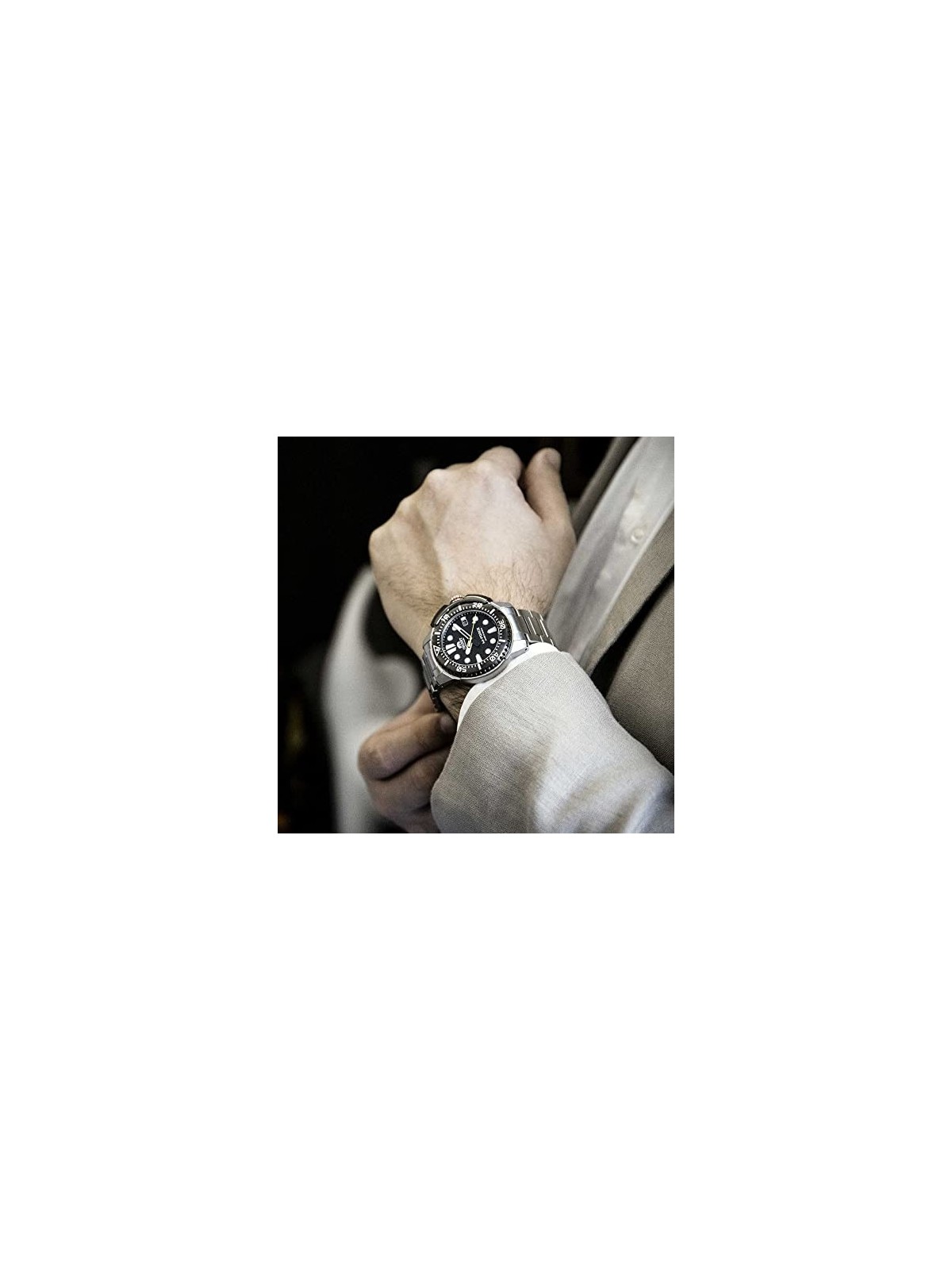 Orient M-Force Automatic RA-AC0L01B00B acquista 