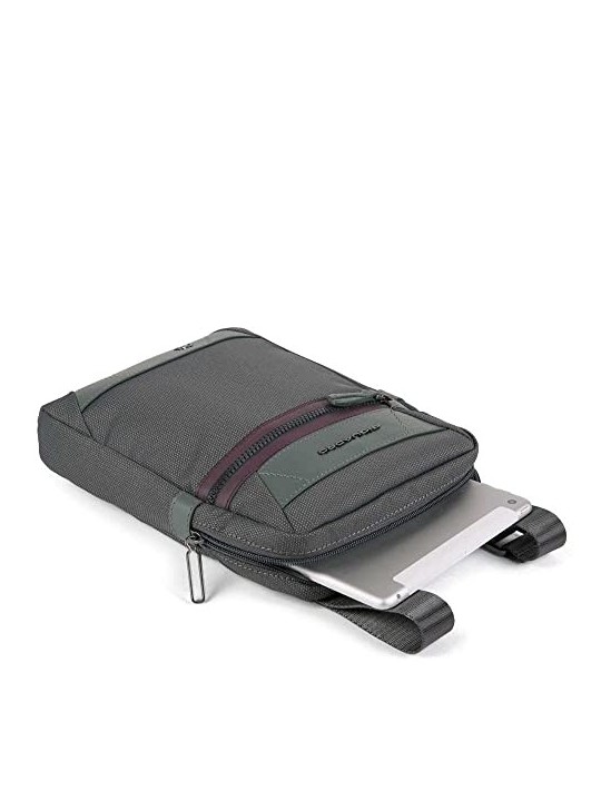 Piquadro Trakai Small Shoulder Bag in Recycled Materials Green 27 x 21 x 5 cm men