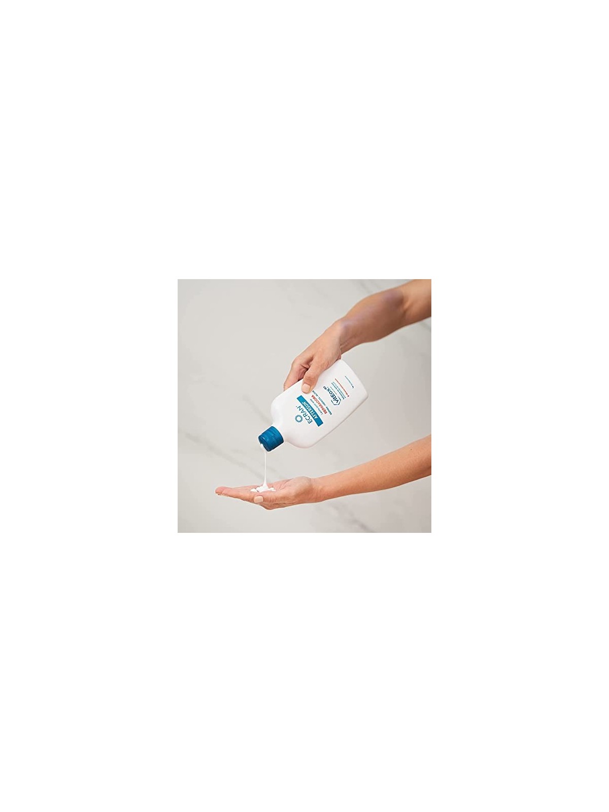 Ecran ECRAN AFTERSUN latte idratante riparatore 24h 400ml unisex