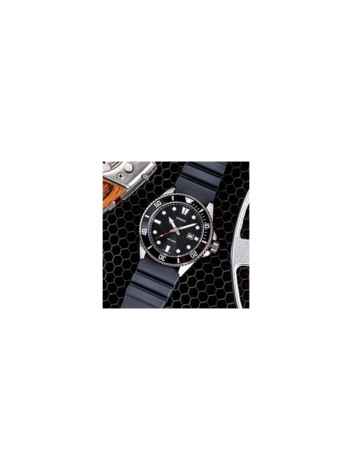 Casio Collection Duro MDV-107-1A1VEF acquista 