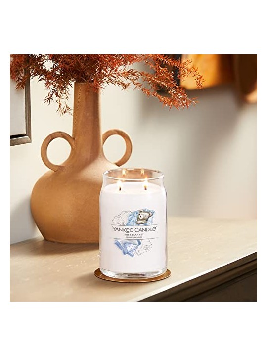 Yankee Candle Signature Scented Candle Soft Blanket 567 g