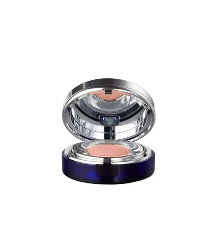 La PRAIRIE Skin Caviar Compact Foundation NC05 Petal SPF 25 15ml woman