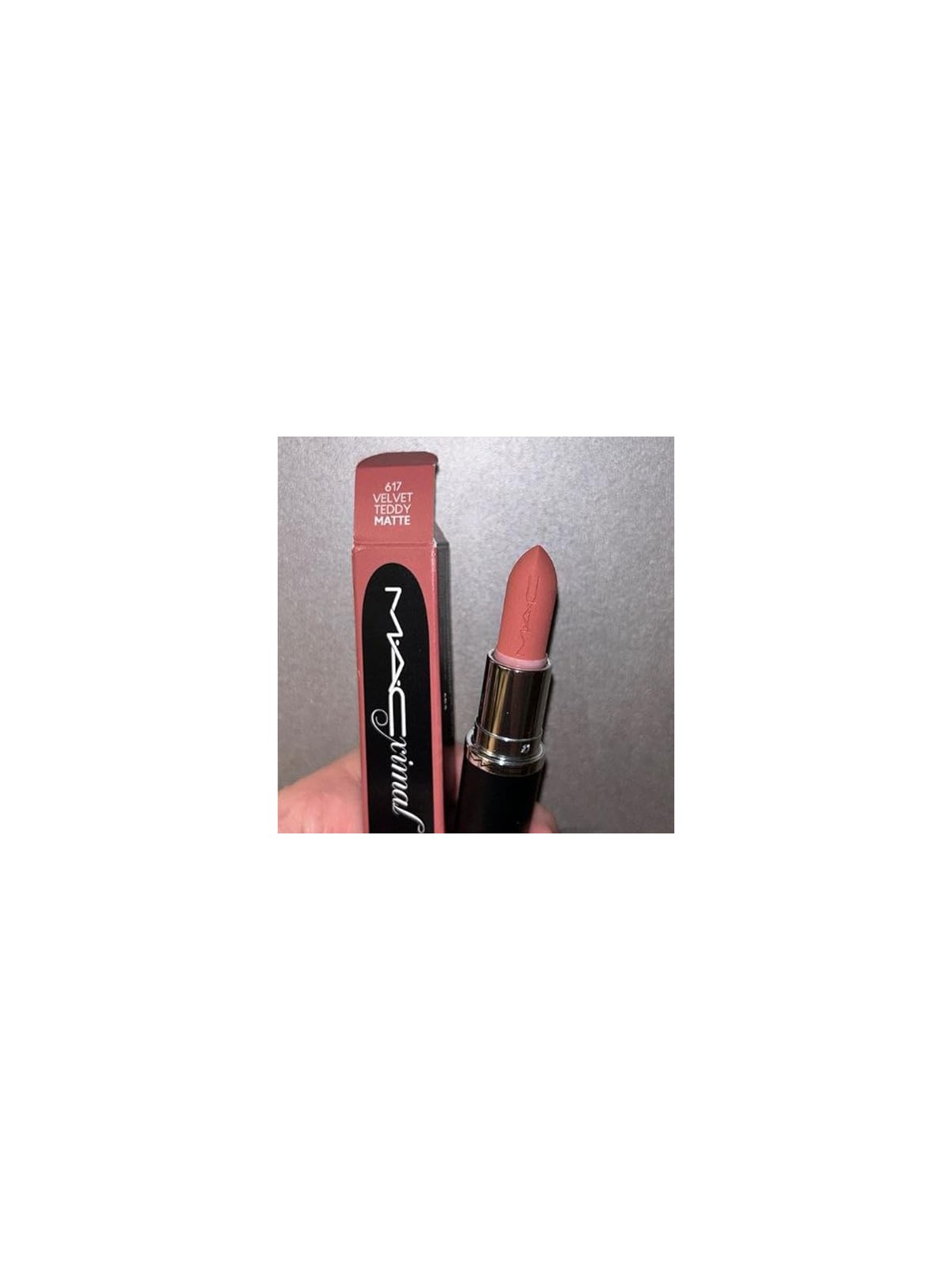 MAC Mï¿½ï¿½Aï¿½ï¿½Cximal Velvet Teddy Silky Matte Lipstick for sophisticated lips