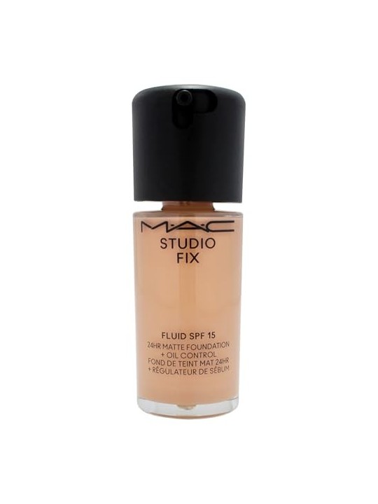 MAC Cosmetics Fondotinta opaco SPF 15 Studio Fix Fluid 30ml - Tonalità: NW22 donna MAC Cosmetics www.essenzetotalstyle.com 