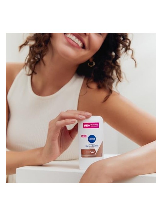 NIVEA Derma Dry Control Antitraspirante solido donna 50ml