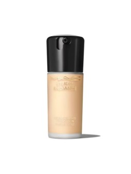 MAC Cosmetics Fondotinta idratante Studio Radiance Serum Powered Foundation 30ml - Tonalità: NC15 donna MAC Cosmetics www.essenz
