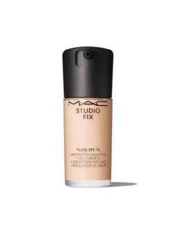 Fondotinta fluido Studio Fix di MAC SPF15 30 ml NC10