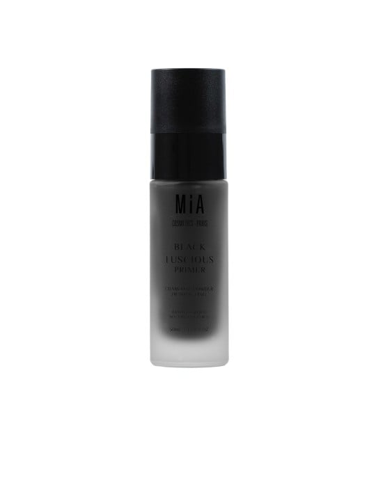 Primer nero per una base impeccabile