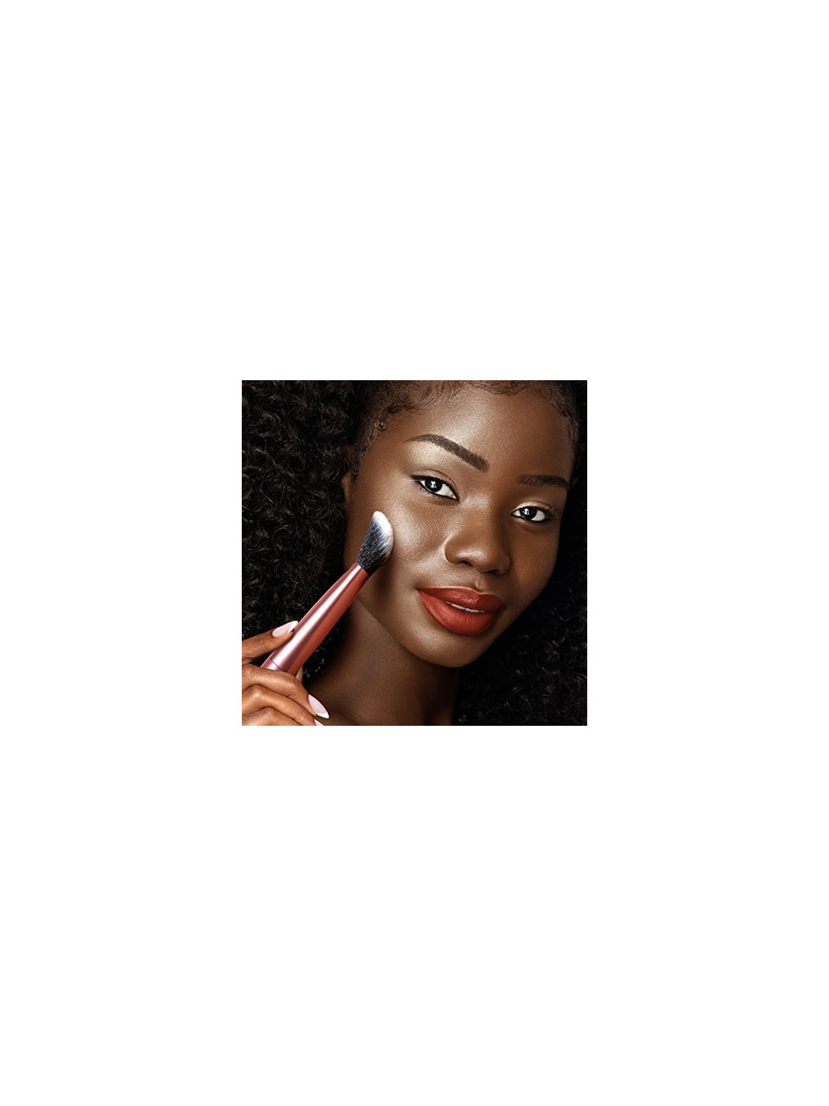 Real Techniques RT 241 Seamless Complexion Brush for Women 1 unit