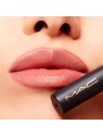 MAC Powder Kiss Velvet Blur Slim Stick Lipstick Rossetto idratante 2 g donna 892 Over The Taupe