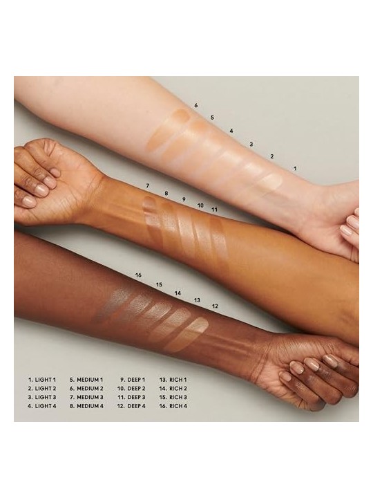 MAC Cosmetics Strobe Tinta per la Pelle Luminosa DARK PLUS