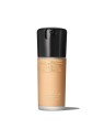 Fondotinta MAC Studio Radiance Serum-Powered NC30