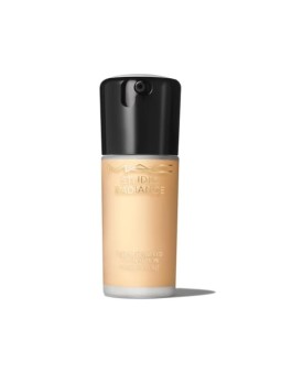 Fondotinta MAC Studio Radiance Serum-Powered NC20