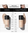 Fondotinta MAC Studio Radiance Serum-Powered NC17.5