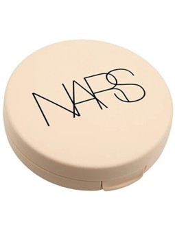 Custodia fondotinta NARS Pure Radiant Protection Aqua Glow