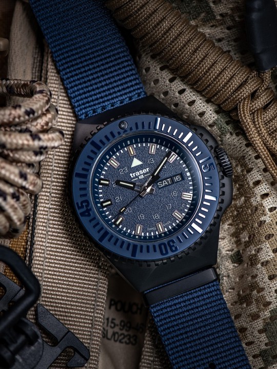 orologio uomo Traser H3 109856 P69 Black-Stealth Blue 46mm 20ATM