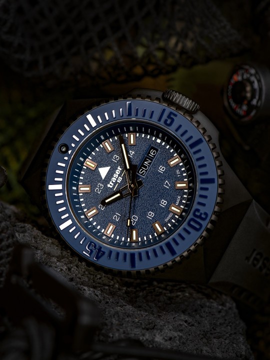 orologio uomo Traser H3 109857 P69 Black-Stealth Blue 46mm 20ATM