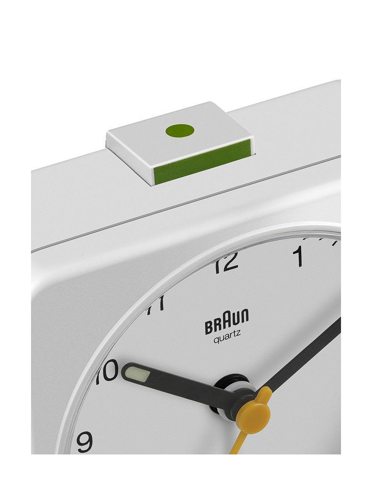 sveglia Braun BC03W classic alarm clock
