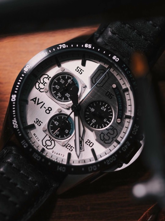 orologio uomo AVI-8 AV-4077-01 P-51 Mustang Chronograph 43mm 5ATM