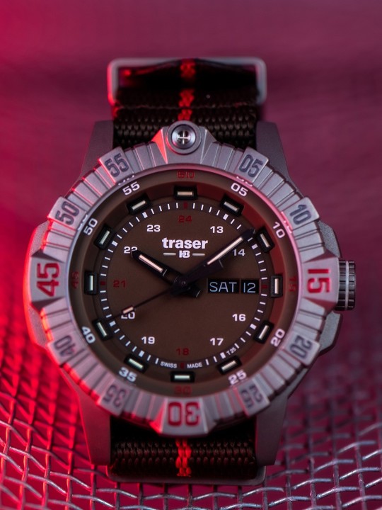 orologio uomo Traser H3 110669 Tactical Brown Titan Mens Watch 46mm 20ATM