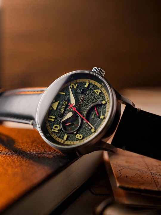 orologio uomo AVI-8 AV-4101-0A Mens Watch Hawker Hurricane McKellar Dual Time 44mm 5ATM