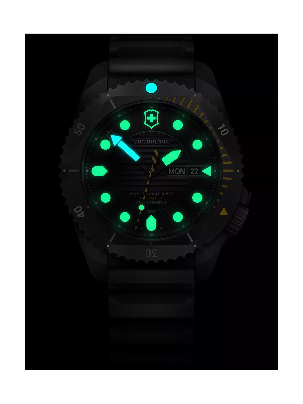 orologio uomo Victorinox 241997 Mens Watch Dive Pro Automatic Titanium 43mm 30ATM