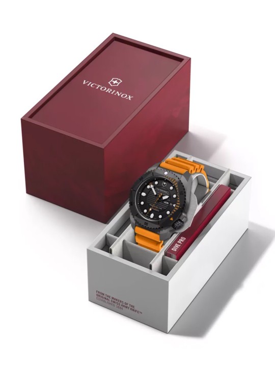 orologio uomo Victorinox 241996 Mens Watch Dive Pro Automatic Titanium 43mm 30ATM