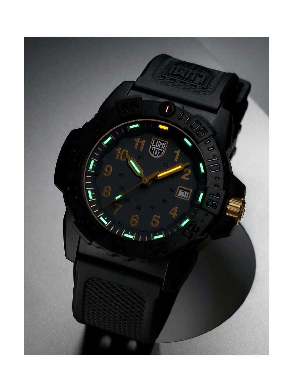 Luminox XS.3508.GOLD
