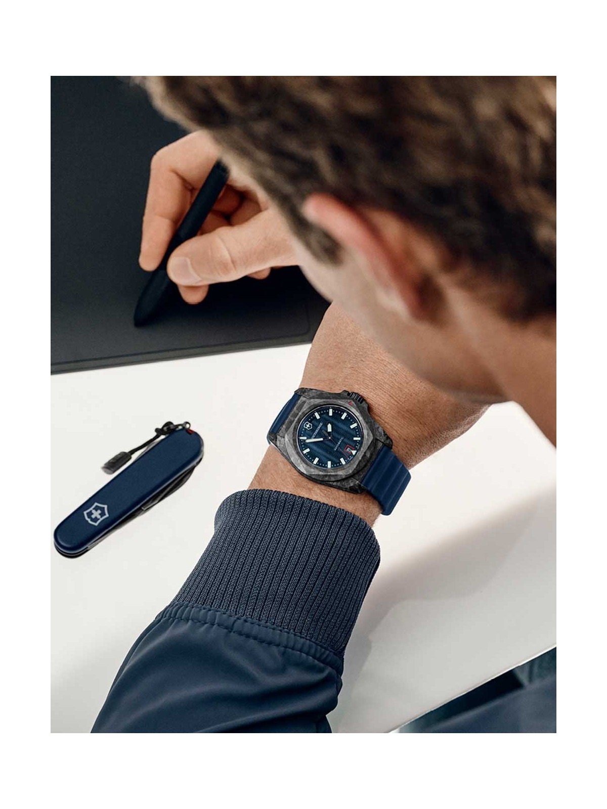 orologio uomo Victorinox 242022.1 Mens Watch I.N.O.X. Carbon Automatic 41mm 20ATM