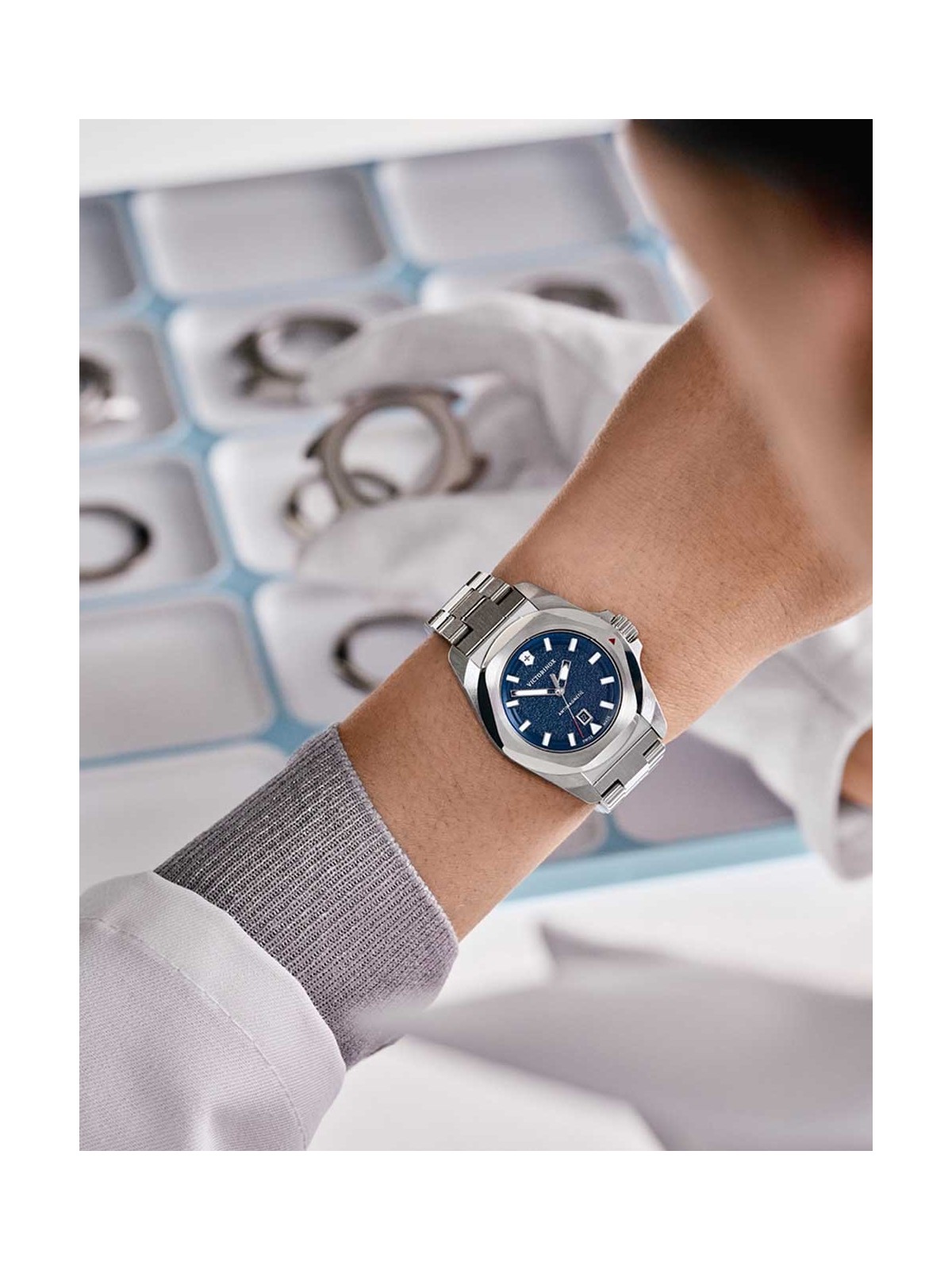 orologio donna Victorinox 242038 Ladies Watch I.N.O.X. Small 32mm 10ATM