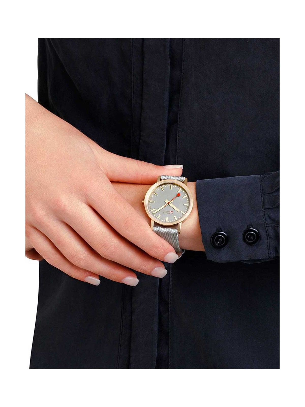 orologio donna Mondaine A660.30314.80SBU Ladies Watch Classic Gray And Gold 36mm 3ATM