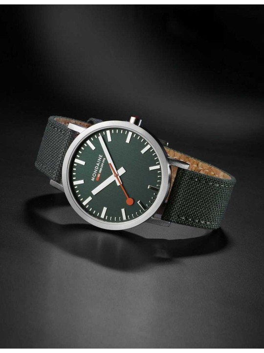 orologio uomo Mondaine A660.30360.60SBF Mens Watch Classic SBB recyc. Textile 40mm 3ATM