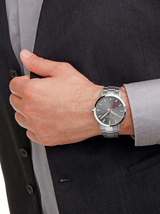 orologio uomo Mondaine A660.30360.81SBJ Mens Watch SBB Classic 40mm 5ATM
