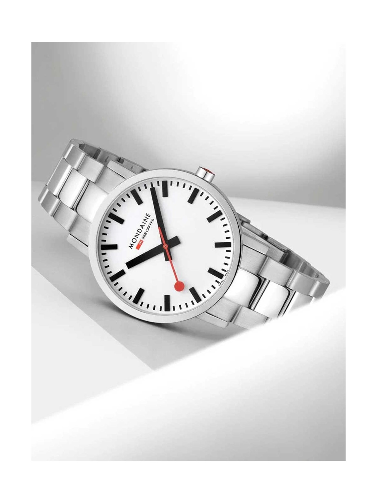 orologio uomo Mondaine A660.30360.11SBJ Mens Watch SBB Classic 40mm 5ATM
