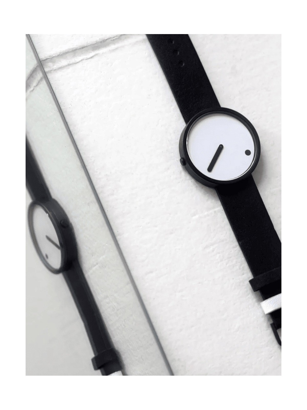 Picto 34079-4114B Unisex White 34mm 5ATM