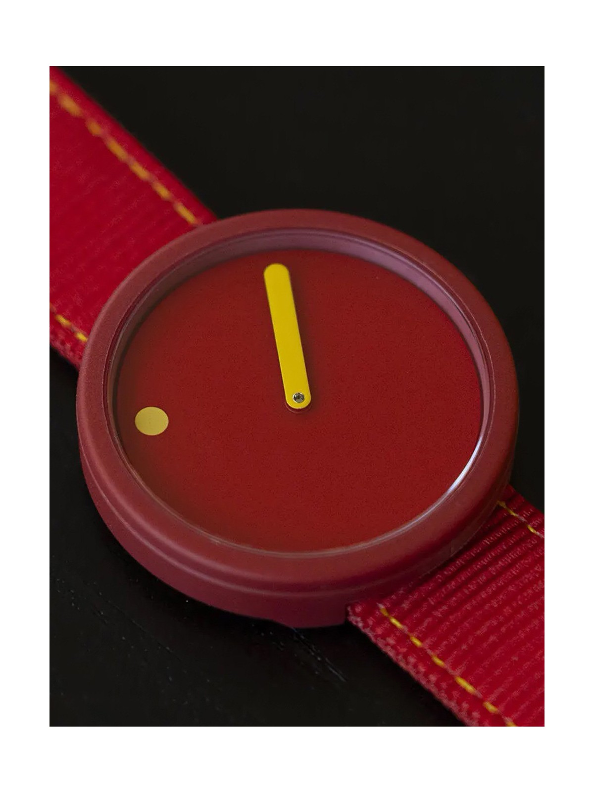 Picto R44026-R026 Sunny Red Limited Edition 40mm 5ATM