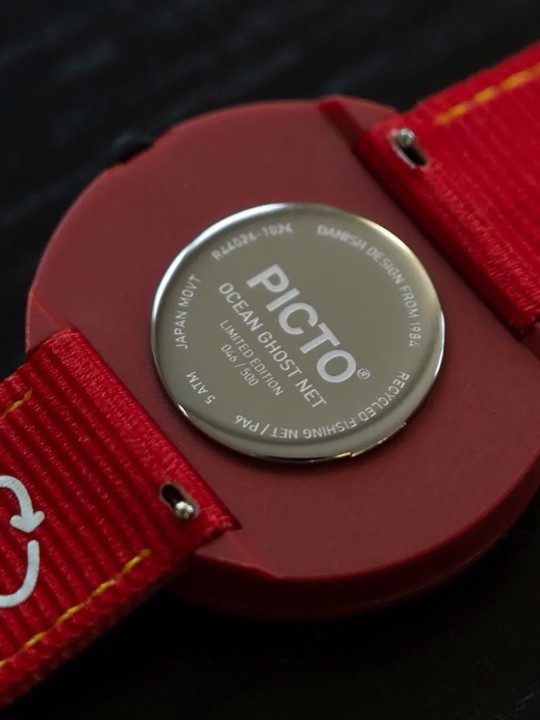 Picto R44026-R026 Sunny Red Limited Edition 40mm 5ATM