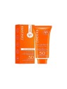 Sun Sensitive Luminous Tan Oil-Free Milky Fluid SPF50 crema viso oil-free 50ml