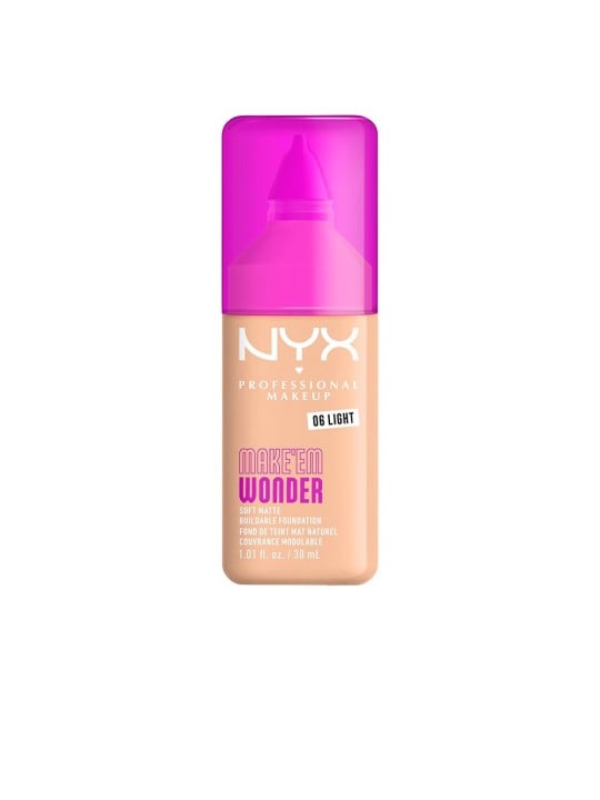 Nyx Professional Make Up Fondotinta MAKE'EM WONDER n.06-Light 30ml unisex