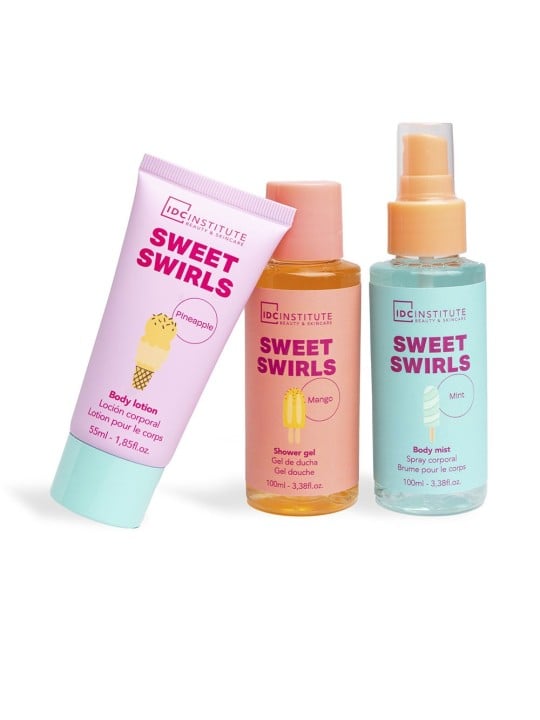 Idc Institute SWEET SWIRLS set da 4 pezzi 55ml Body Lotion + 100ml Shower Gel 100ml Body Mist + Toiletry Bag unisex