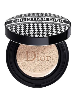 Fondotinta compatto a lunga tenuta Christian Dior Forever Skin Cushion 1N SPF 50 14 g