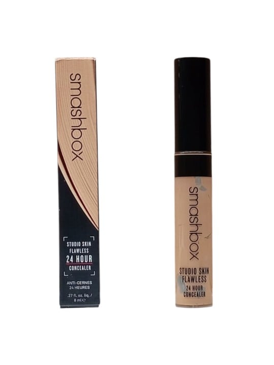 Correttore liquido Smashbox Studio Skin Flawless Light Medium Warm Olive 8ml