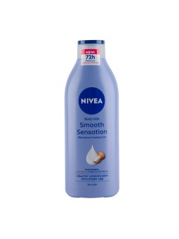 Nivea La lozione corpo cremosa per pelli secche Smooth Sensation 400 ml donna 625ml