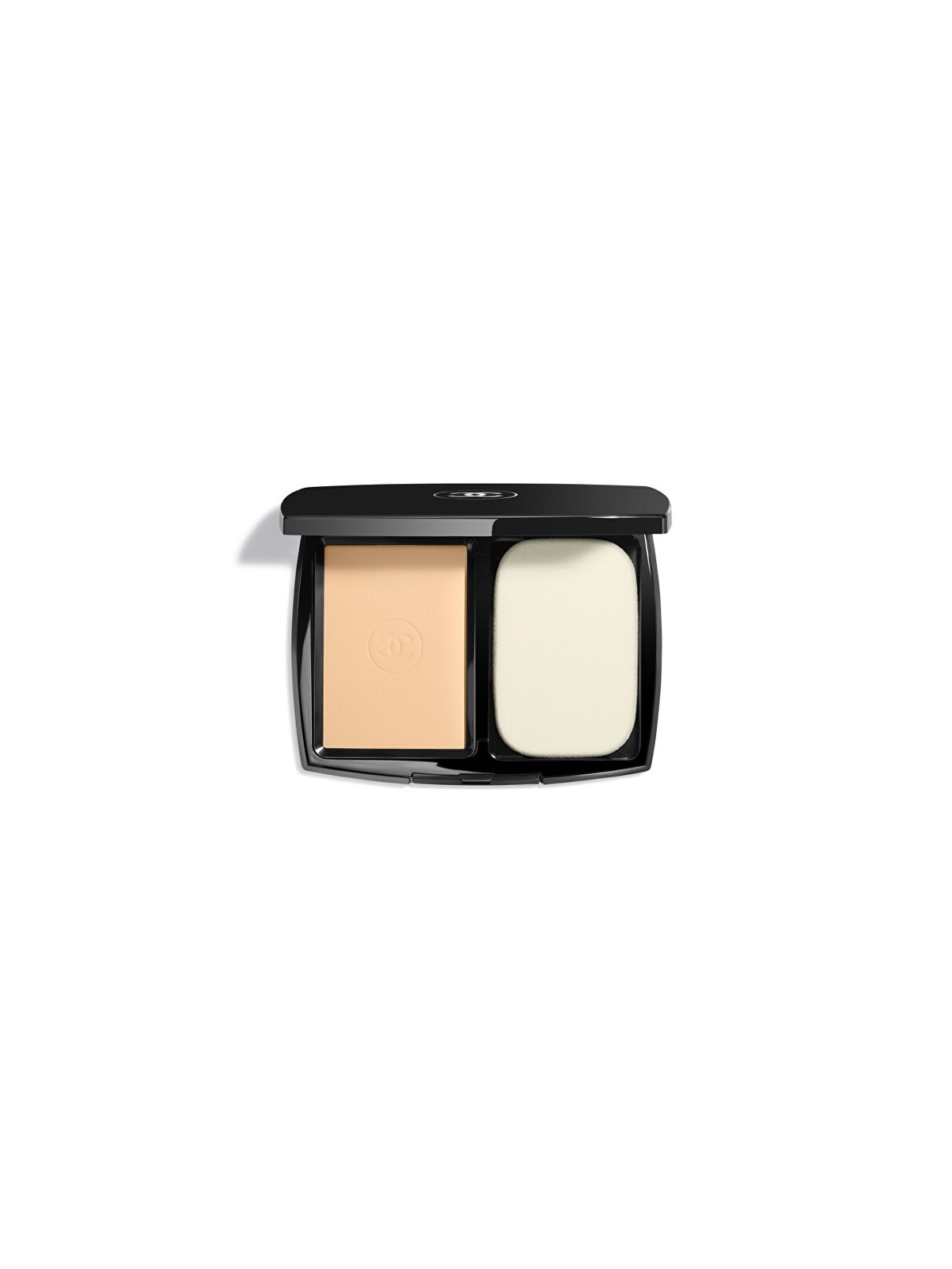 Chanel Ultra Le Teint Flawless Finish Compact Foundation B40