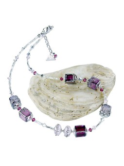Lampglas Collana delicata e succosa color lampone realizzata con perle Lampglas NCU32 donna