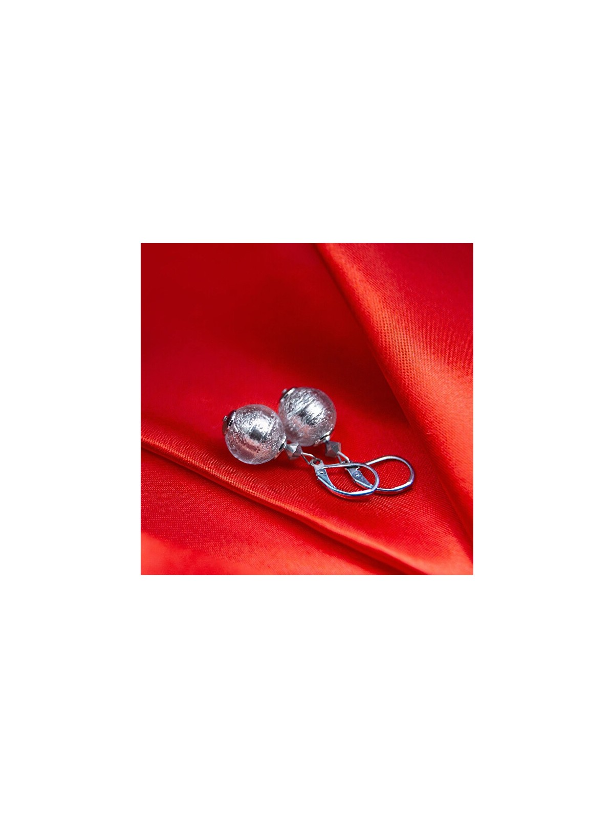 Lampglas Orecchini scintillanti in madreperla argentata con argento sterling e perle di vetro EBO5/CHI donna