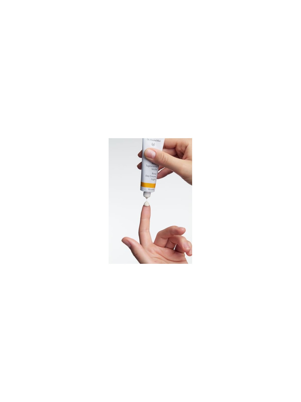 Crema Giorno Leggera alla Rosa Dr. Hauschka 30ml
