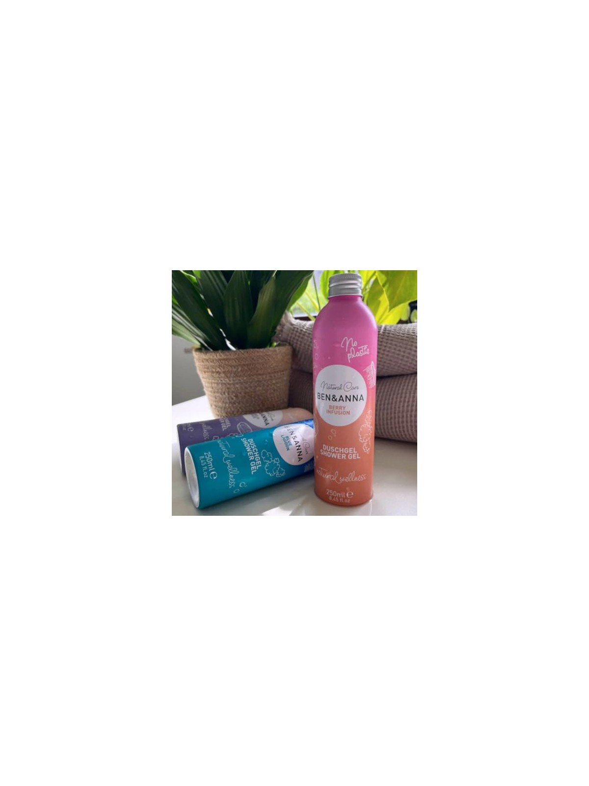 BEN & ANNA Bagnoschiuma naturale ai frutti di bosco 250 ml donna
